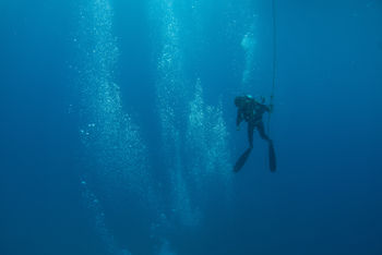 Diver oceanography