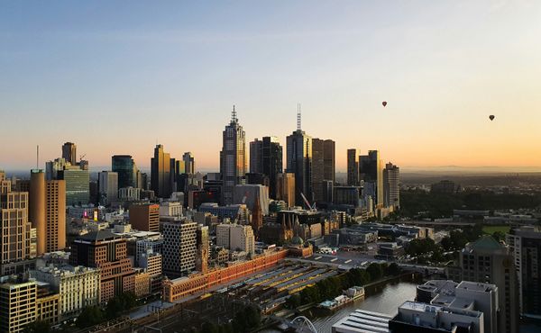 Melbourne skyline at dusk
