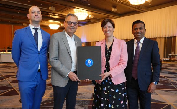 ICCA and ESAE sign MOU