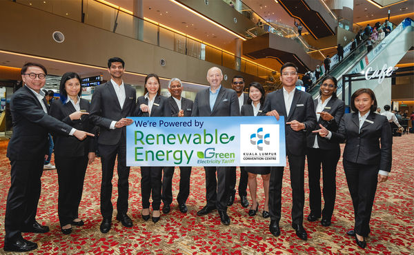KLCC powered by renewable energy  John Burke, General Manager of the Kuala Lumpur Convention Centre (sixth from