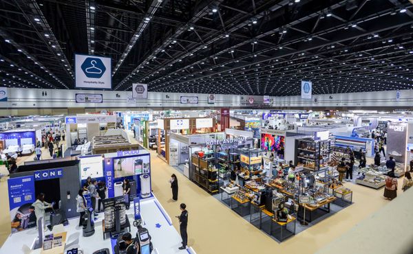 QSNCC showfloor
