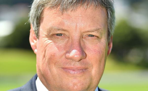 Martin Snedden
