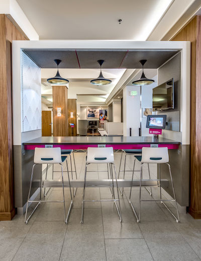 Plaza Workspace huddle spot