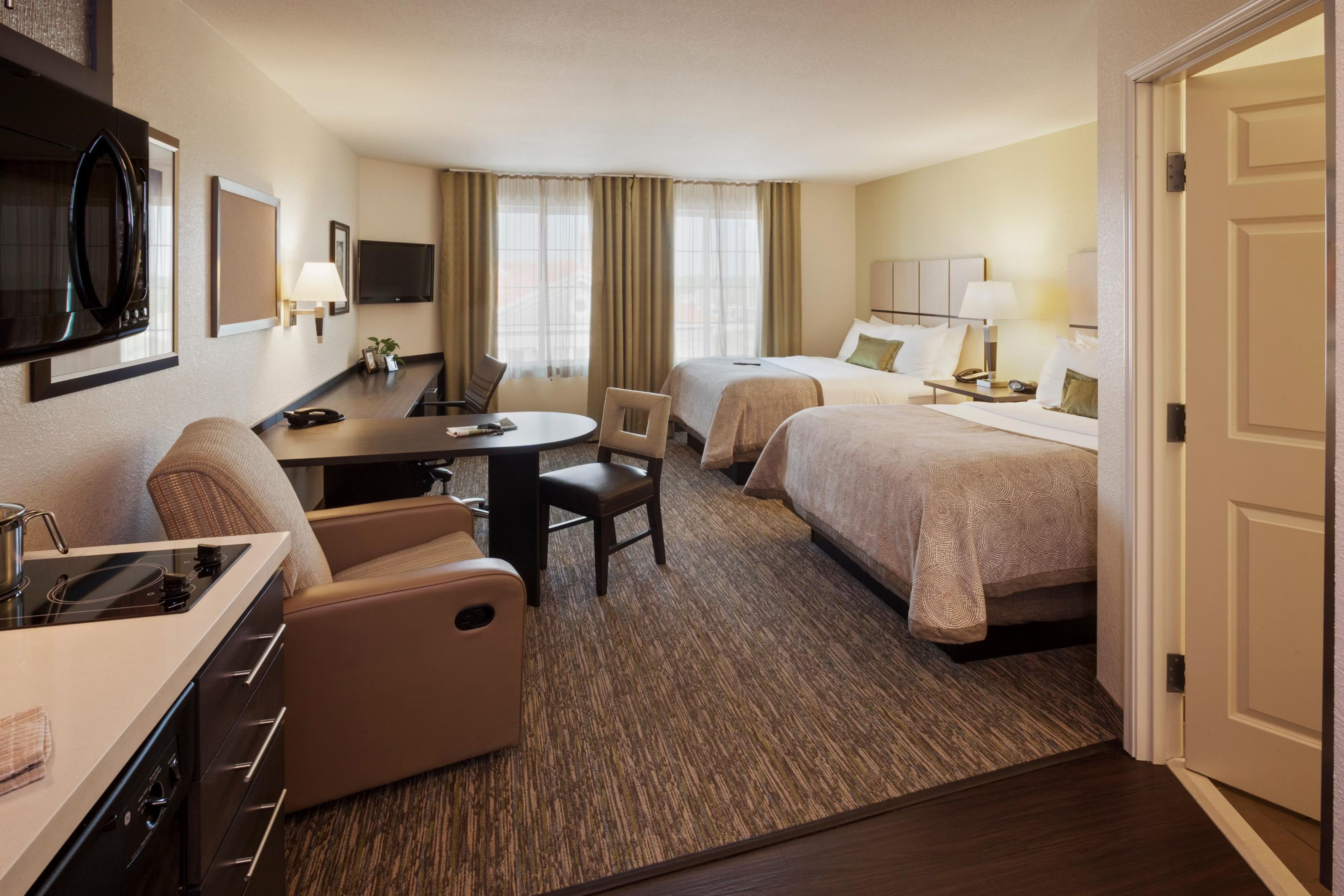 Candlewood Suites Carlsbad New MexicoCredit: IHG Hotels & Resorts