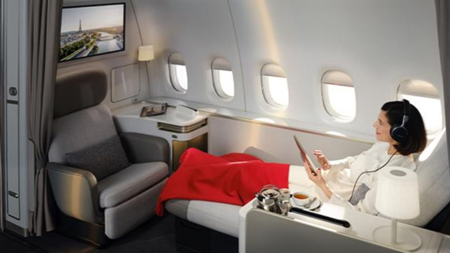 Air France introduces new La Première suites on Los Angeles flights