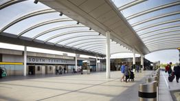 Gatwick to start drop-off charge at south terminal