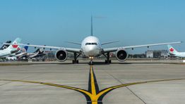 European bosses call for lower airfares and improved airports