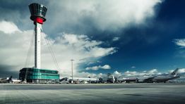 Heathrow urges government to scrap ETA for transit travellers