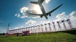 Heathrow faces summer disruption as pay dispute ‘escalates’