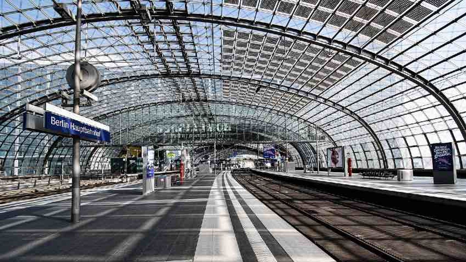 Berlin Germany rail Pixabay Rebecca Holm 