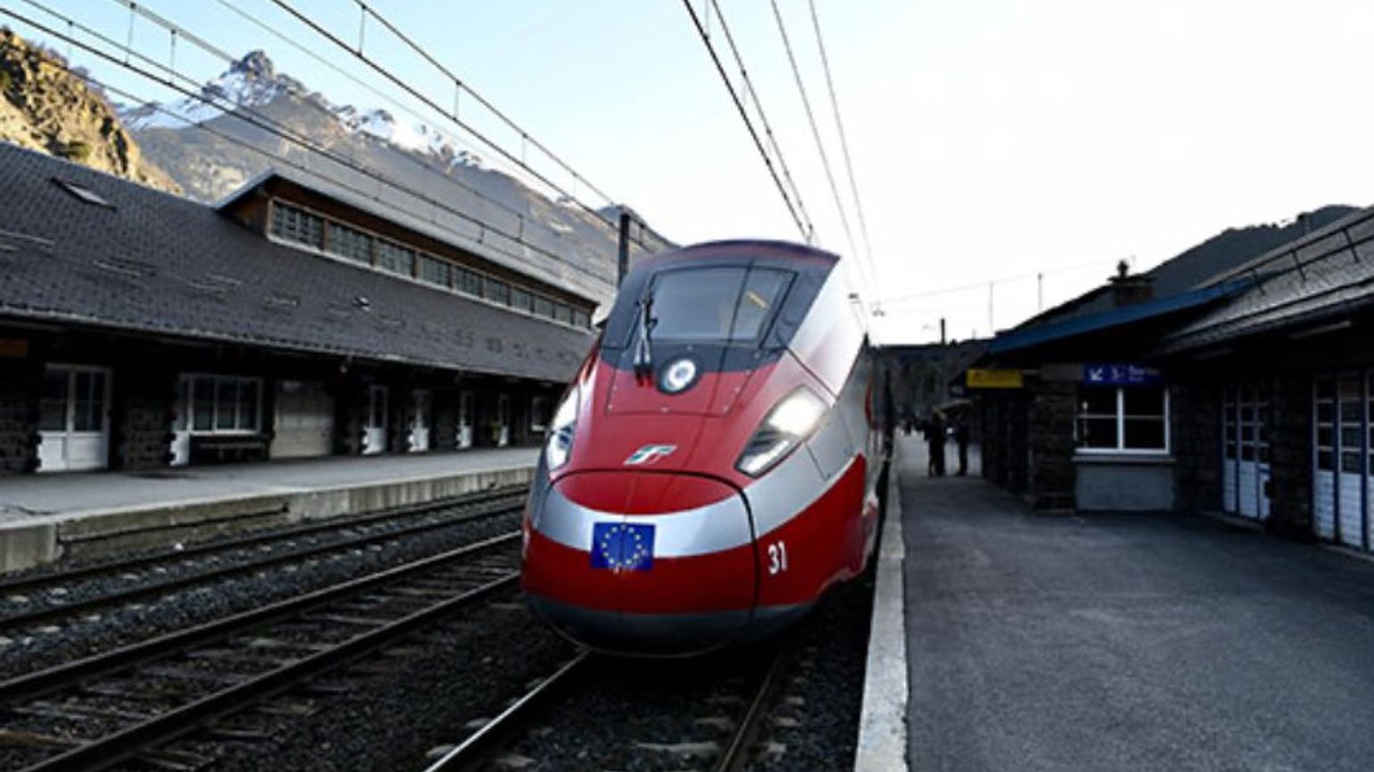 Trenitalia owner launches €1 billion bid to operate London-Paris trains