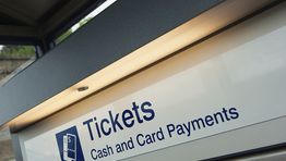 British train companies encourage advanced bookings