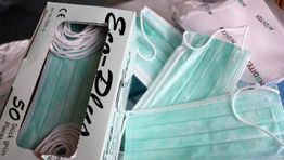 Eurostar and Air France enforce mask rule
