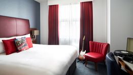 Hard Rock Hotel London returns to The Cumberland name
