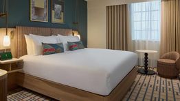 Hilton opens Curio Collection hotel in City of London