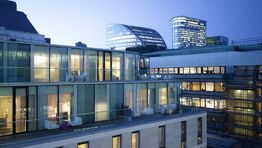 Dalata_London_wall