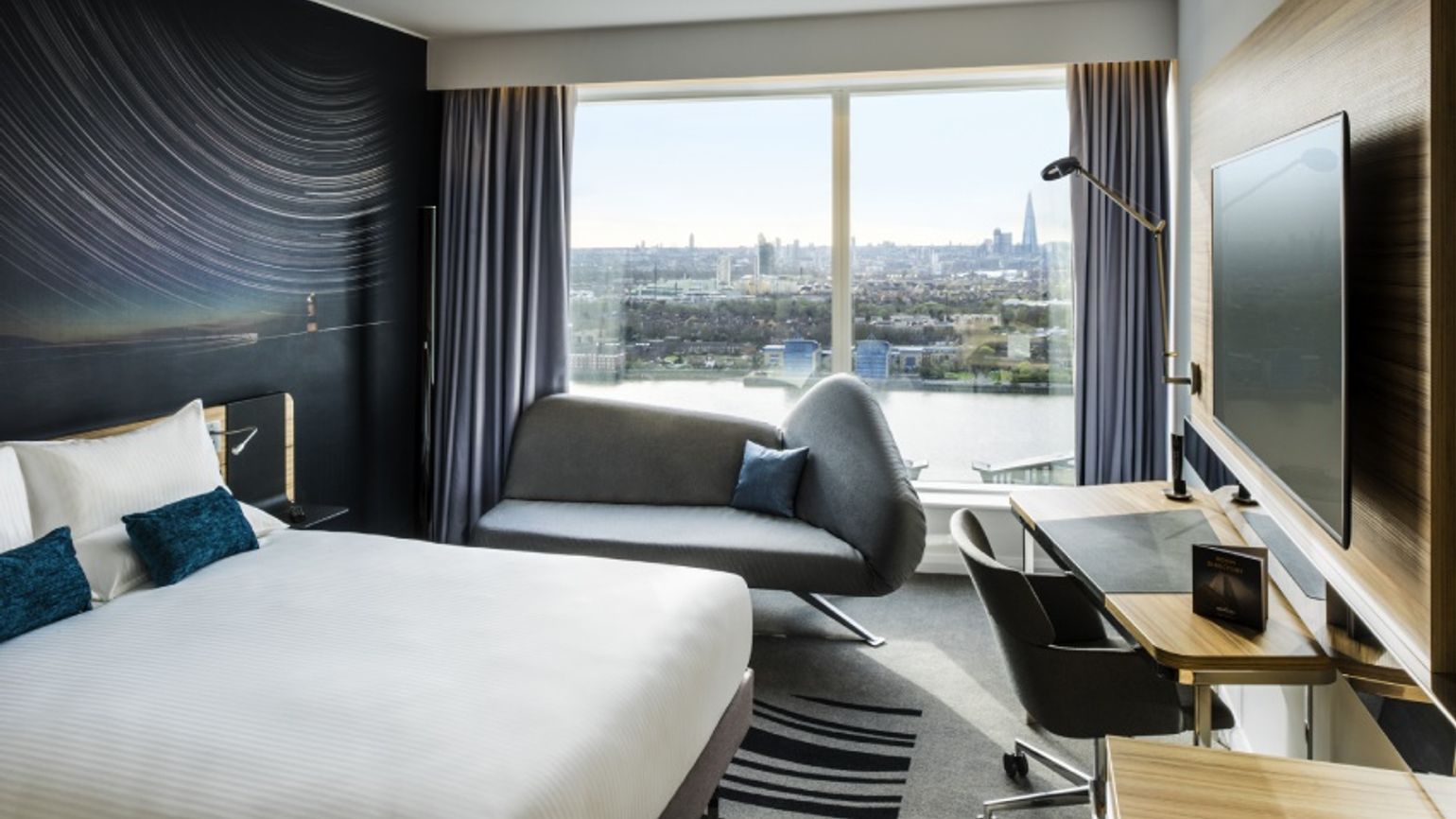 Accor achieves profit