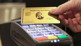 American Express reports Q4 surge in corporate spending