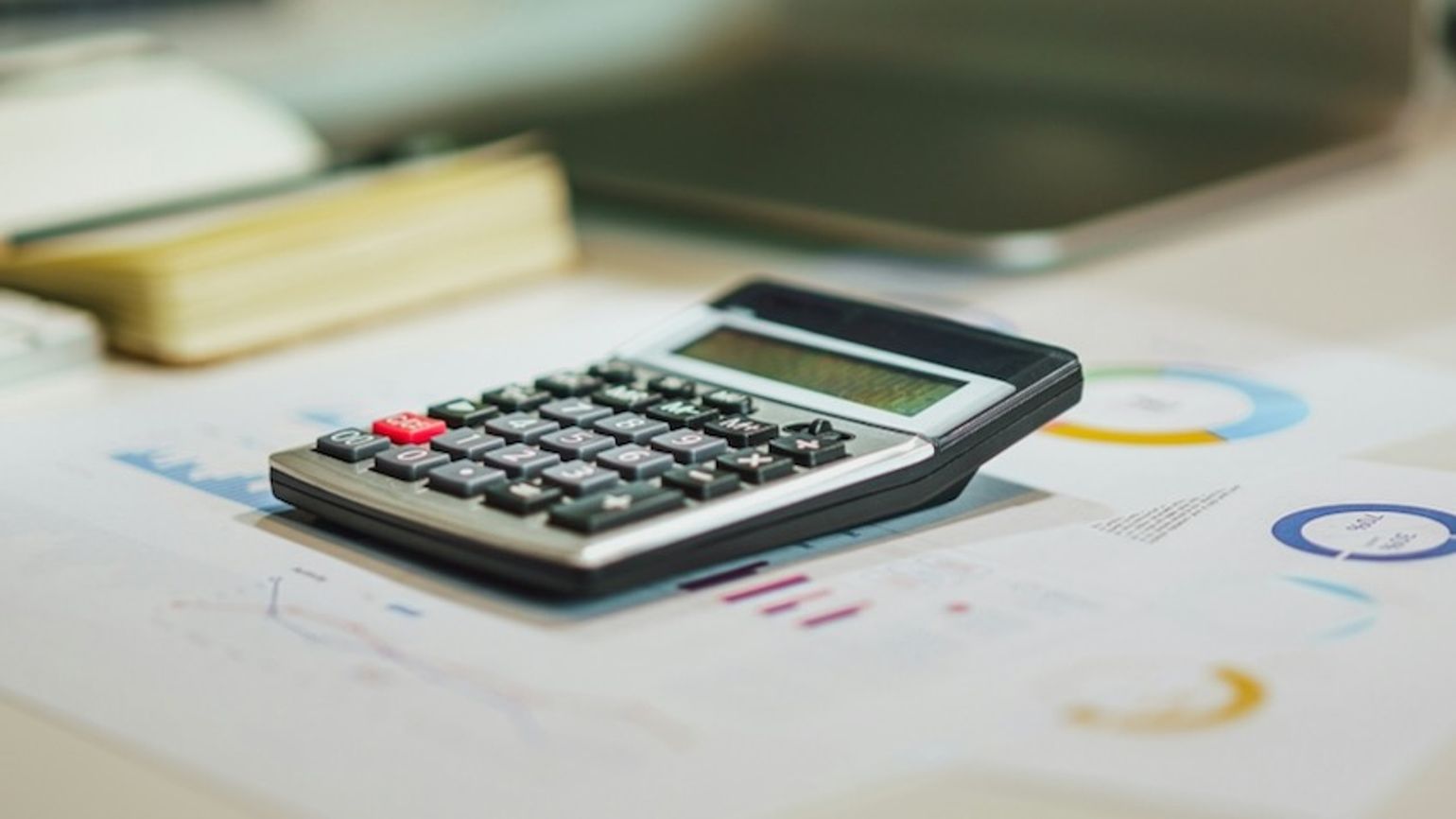 Calculator_Unsplash_cropped