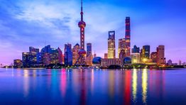 China relaxes entry rules for business travellers