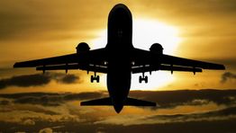 Global aviation industry signs carbon pledge