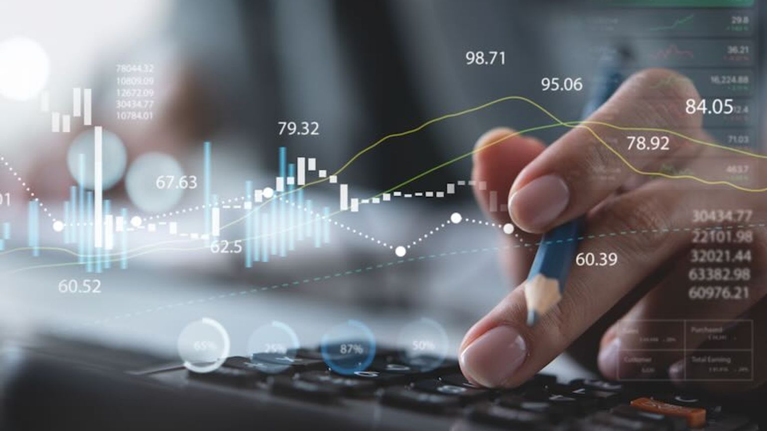 Graph calcultator financial performance AdobeStock