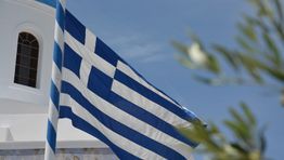 Greece to begin lifting quarantine measures