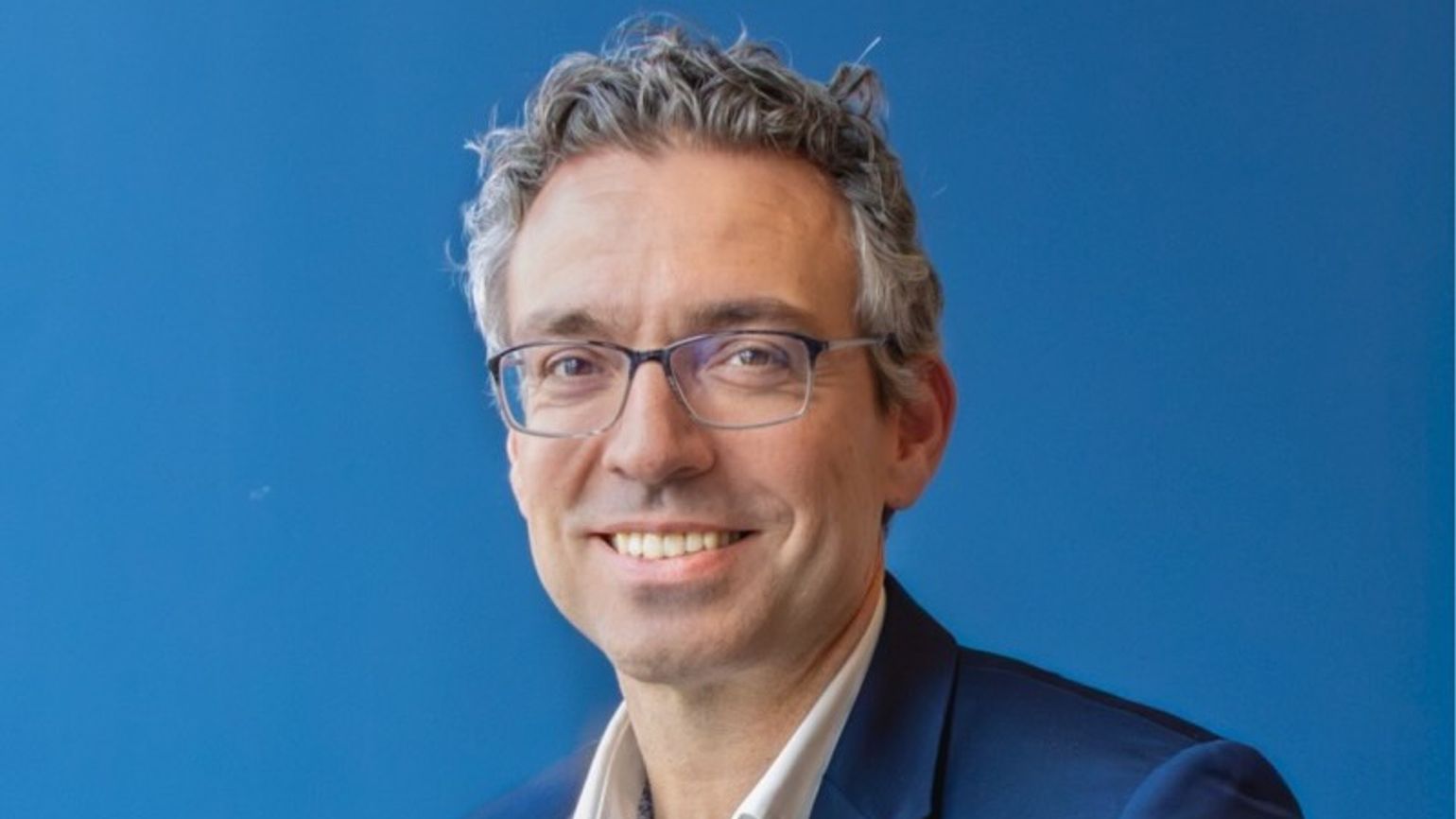 Julien Houdebine Accor main