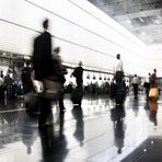 More business travellers free to book own travel