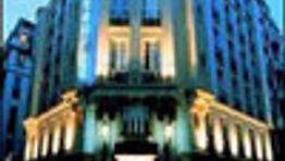 Accor names new boss as profits fall