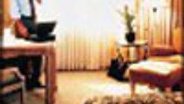 London hotels hold steady
