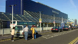 Gatwick argues for second runway to solve capacity squeeze