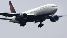 Flights cancelled as Atlanta airport suffers power cut