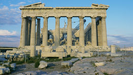 Greek government waives €60 ATM limit for foreign travellers