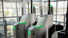 UK to ditch landing cards
