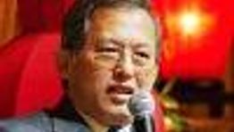 M&C halves share dividend