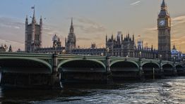 Uber given 15-month lifeline for London operation