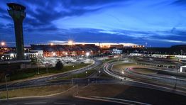 Luton baggage handlers call off strike