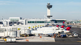 JFK airport closes runway for refurbishment