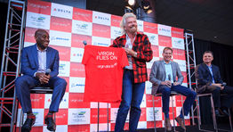 Branson defends East Coast franchise decision