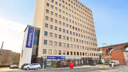Travelodge opens Stockport and Kings Lynn hotels