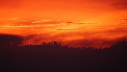 Red sky causes flights to divert