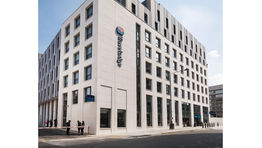 Travelodge targets 100 new hotels