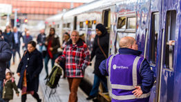 Arriva to sue government over East Midlands loss