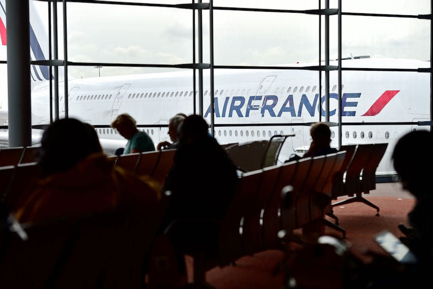 Air France departure lounge