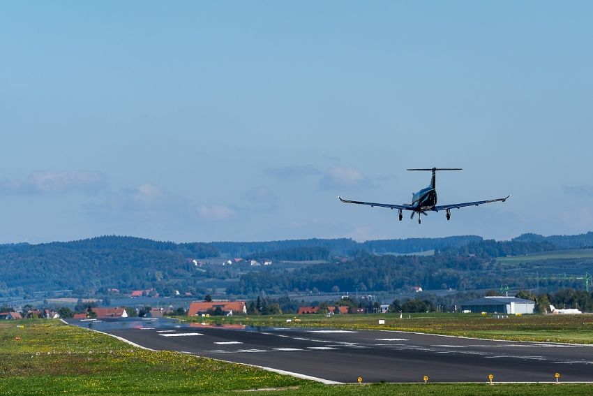 Aircraft landing