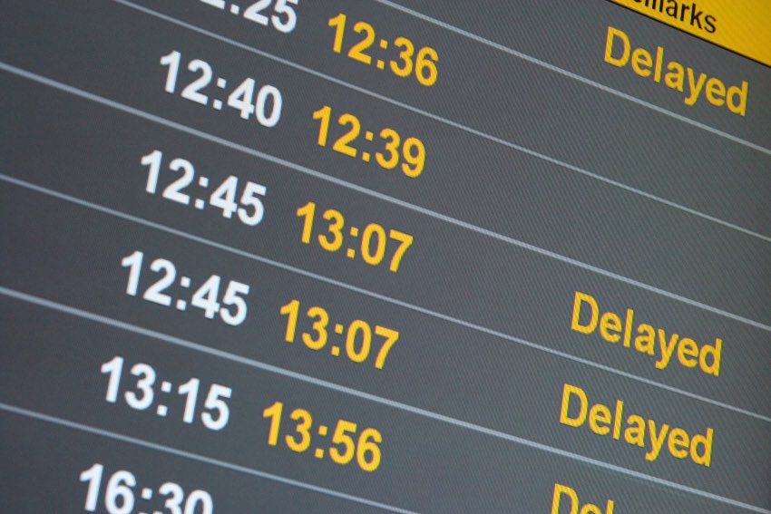 UK looks to change airline delay compensation rules