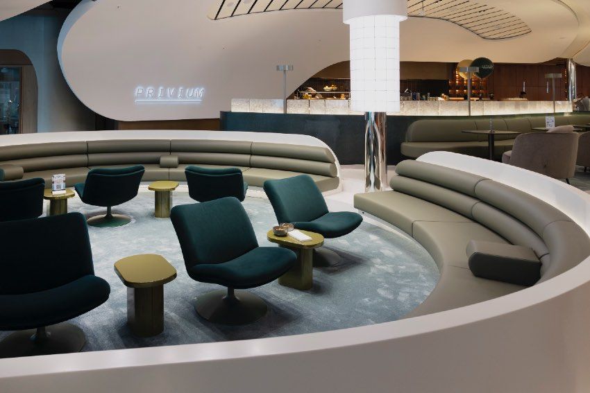 Amsterdam Schiphol unveils largest Privium lounge