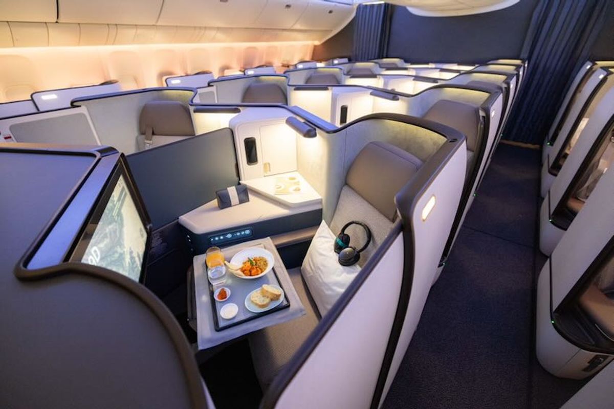 Cathay Pacific unveils new business class suite