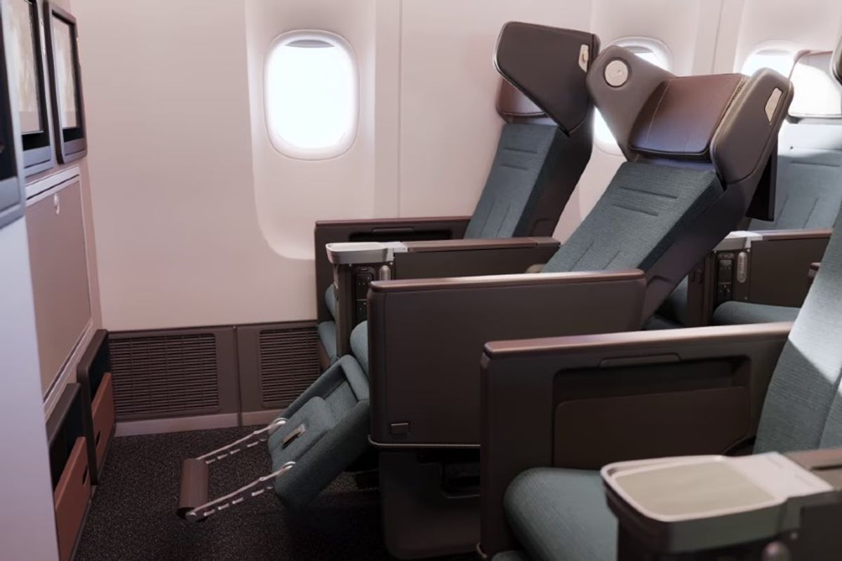 New Premium Economy Cabin Introduced by Cathay Pacific